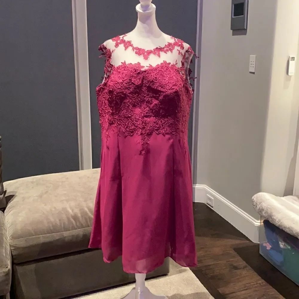 Women’s Lace Appliqué Chiffon Dress with Jacket Size 22 **READ DESCRIPTION*